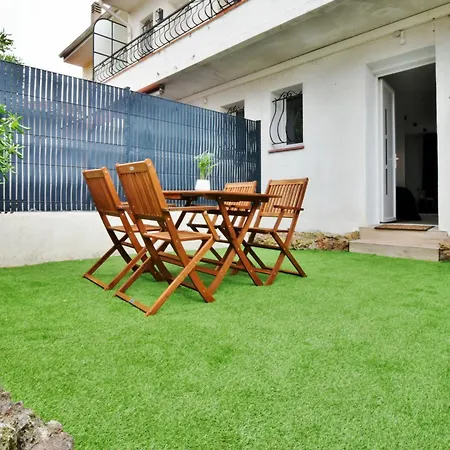 Grand Confort Centre Grande Terrasse Apartment *